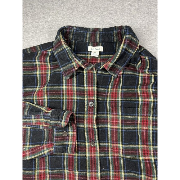LL Bean Flannel Shirt Womens Size M Petite Long‎ Sleeve Button Down Plaid Red - Picture 1 of 6